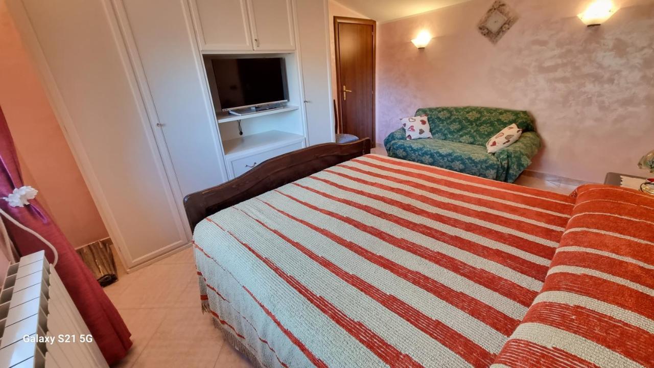 Вілла Lilly'S House Кастель-ді-Сангро Екстер'єр фото